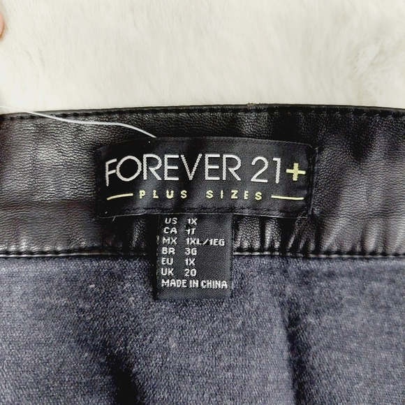 Forever 21 Black Leather Mini Skirts 659 - Picture 4 of 5